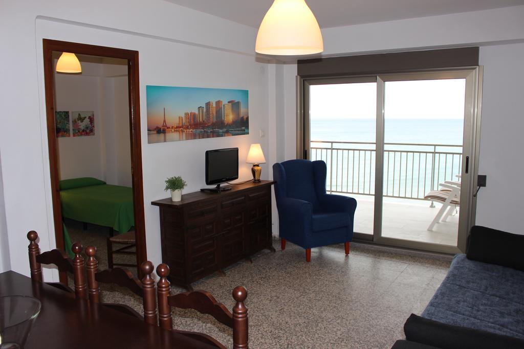 Apartment Nuria Bellreguard Bagian luar foto